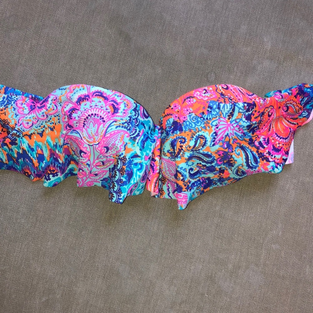 Bandeau swimsuit top